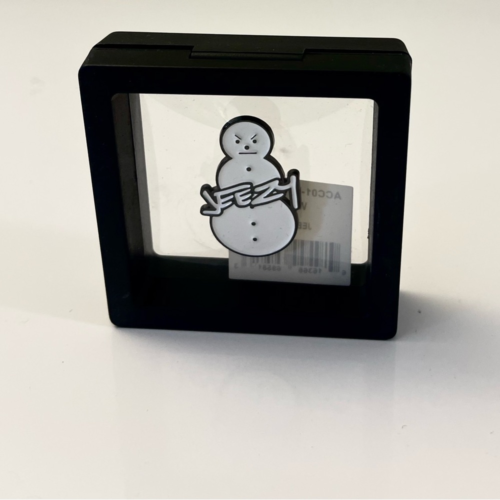 Jeezy Snowman Hat Pin